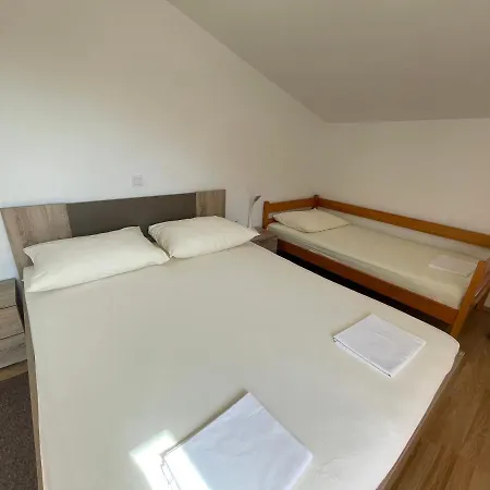 Petros Pag Apartment Pag Town