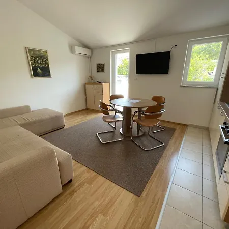 Petros Pag Apartment Pag Town