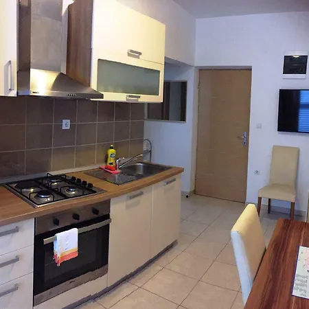 Apartment Petros Pag Pag Town