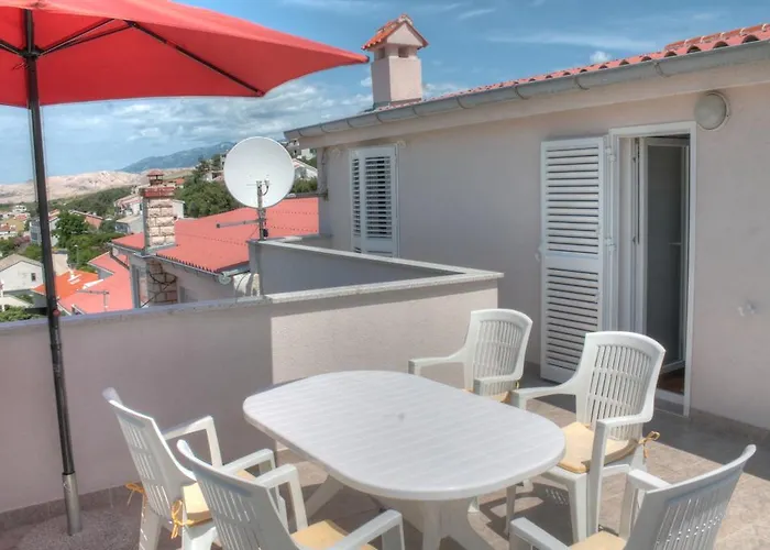 Апартаменты Petros Pag *