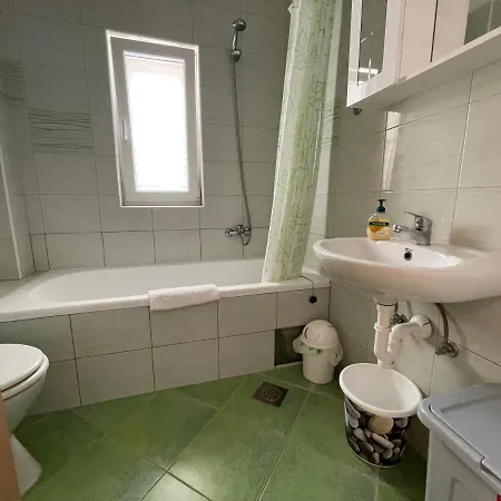 Petros Pag Apartment