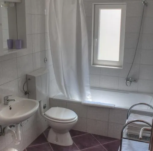 Petros Pag Apartament